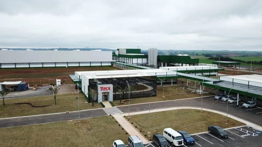 Empresa vai investir R$ 40 milhões para ampliar produção de leite no PR